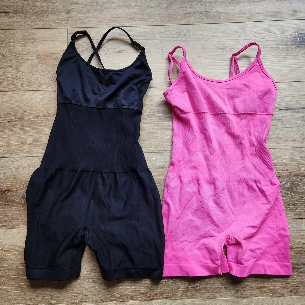 OQQ Black and Pink Jumpsuit Shapeware Set Size Small